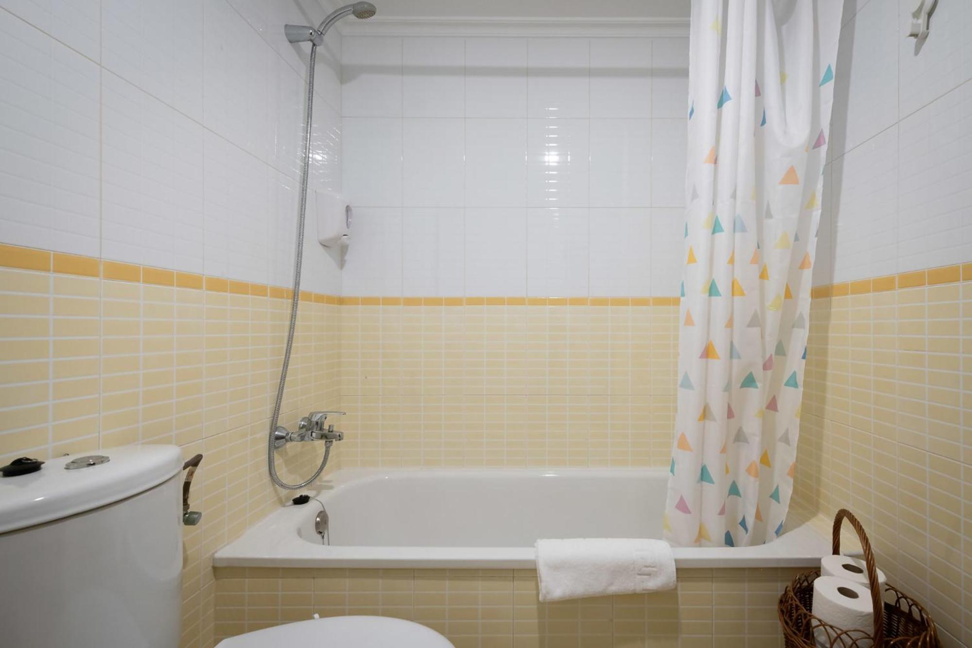Apartamento Luisa Gijon Gijón Exterior foto